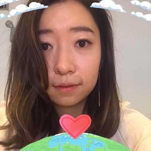 Meet your Posher, Carrie